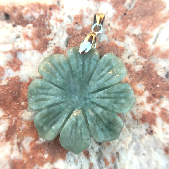 Genuine Burmese Jadeite Flower Pendant Jumbo Type A Untreated - Picture 10 of 16